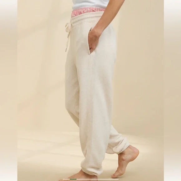 NWT Offline by Aerie Joggers in Heather Frost - Picture 2 of 4